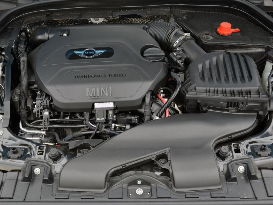  Mini Cooper SD 5-Door 2014 года  (UK) (фото 3 из 35)